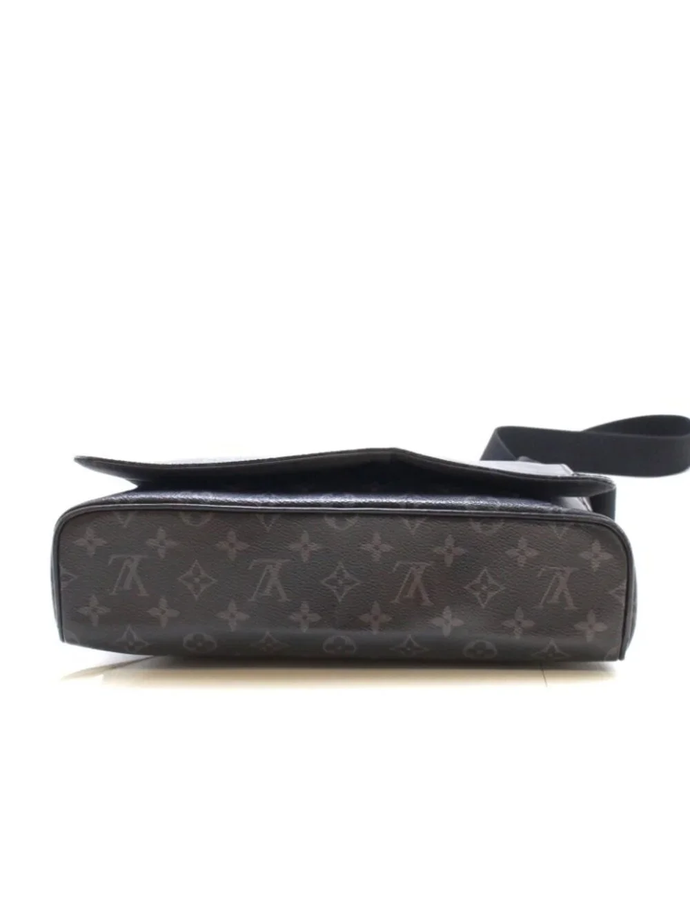 Louis Vuitton District MM Shoulder Bag Monogram Eclipse Gray Silver